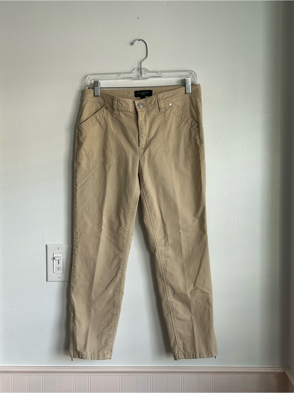 Talbots Khaki Cotton & Spandex Pants Size 6P Chinos  Classic Preppy